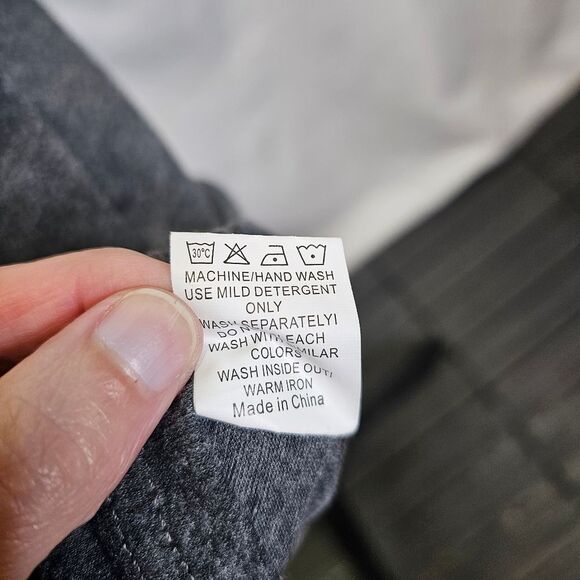 Taylor Swift Lyrics Short Sleeve Tee Size Medium - Picture 6 of 7